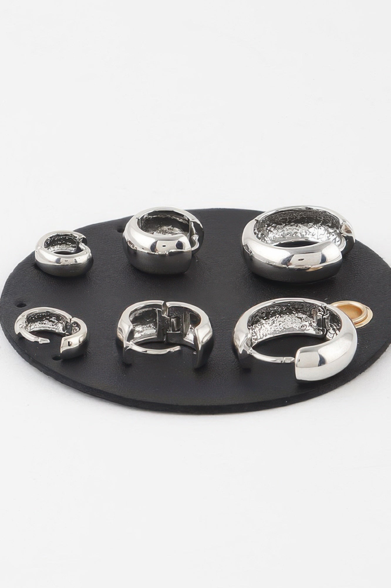 Bulky Hoop Earrings Set — Style 1