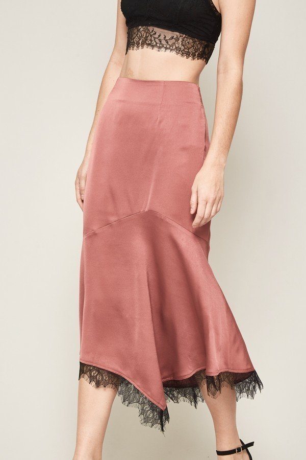 A Solid Woven Midi Skirt — Rose