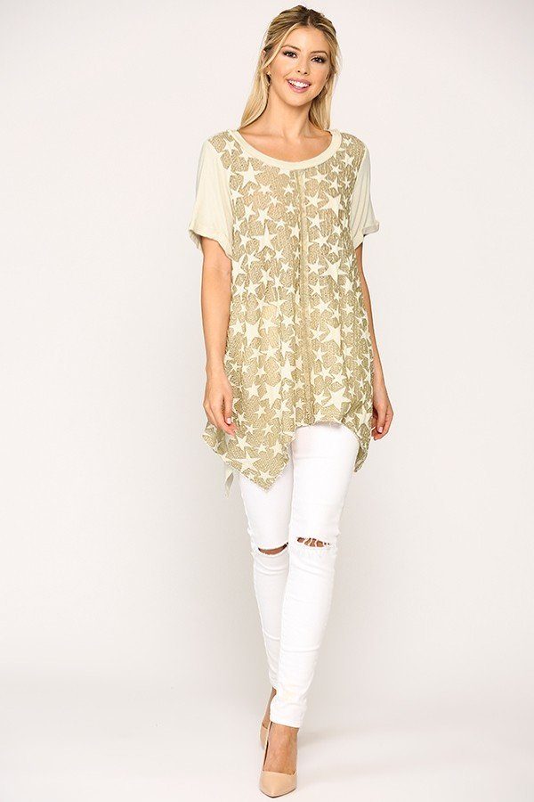 Star Textured Knit Mixed Tunic Top With Shark Bite Hem — Golden Sand