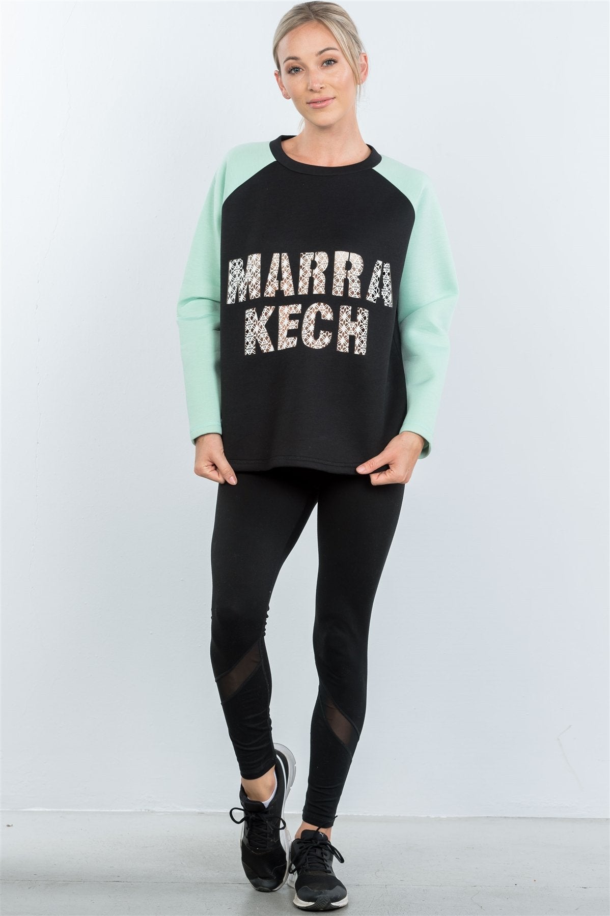Contrast Sleeve Curved Hem Sweater — Black