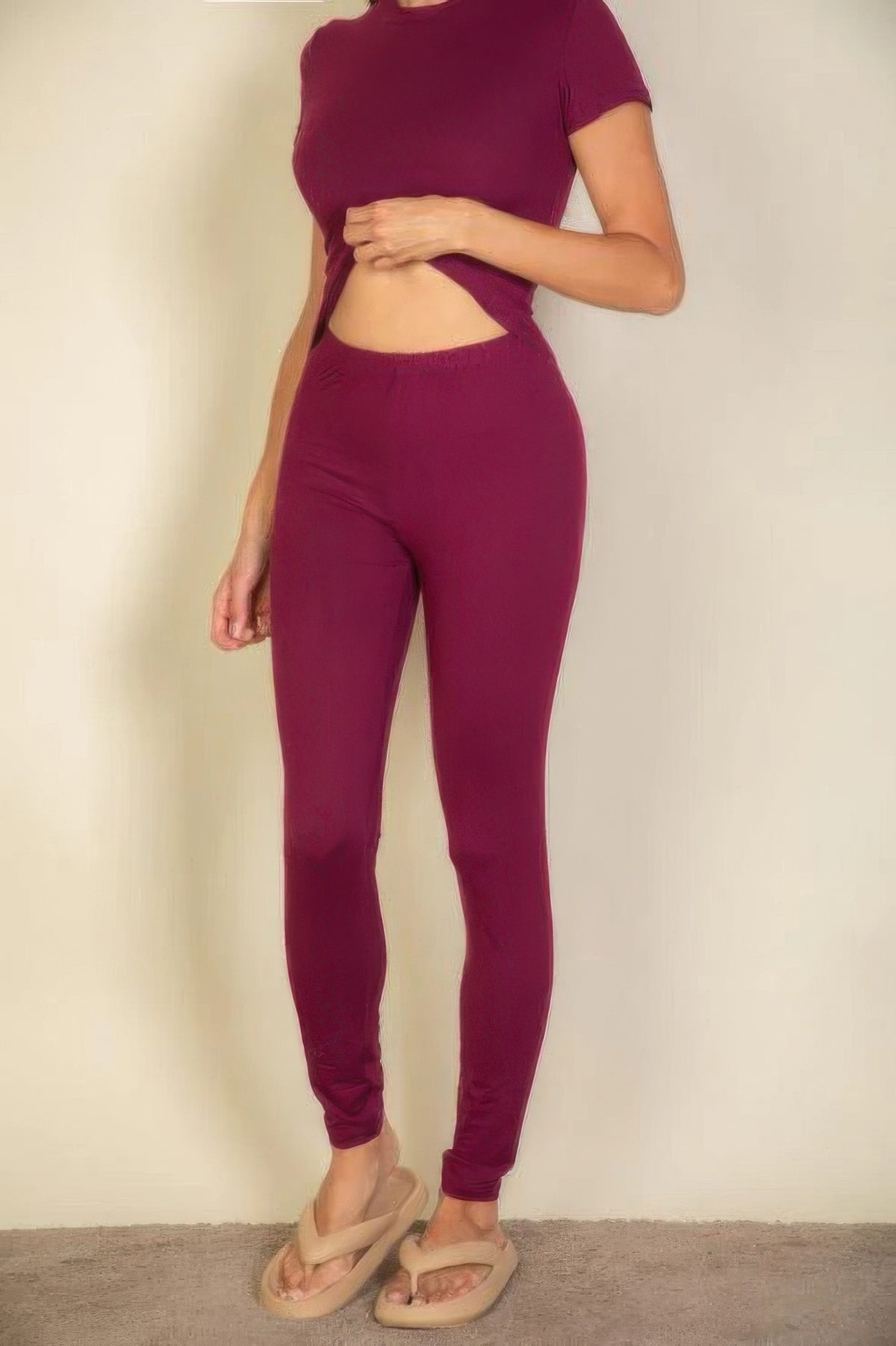Basic Solid Leggings — Burgundy