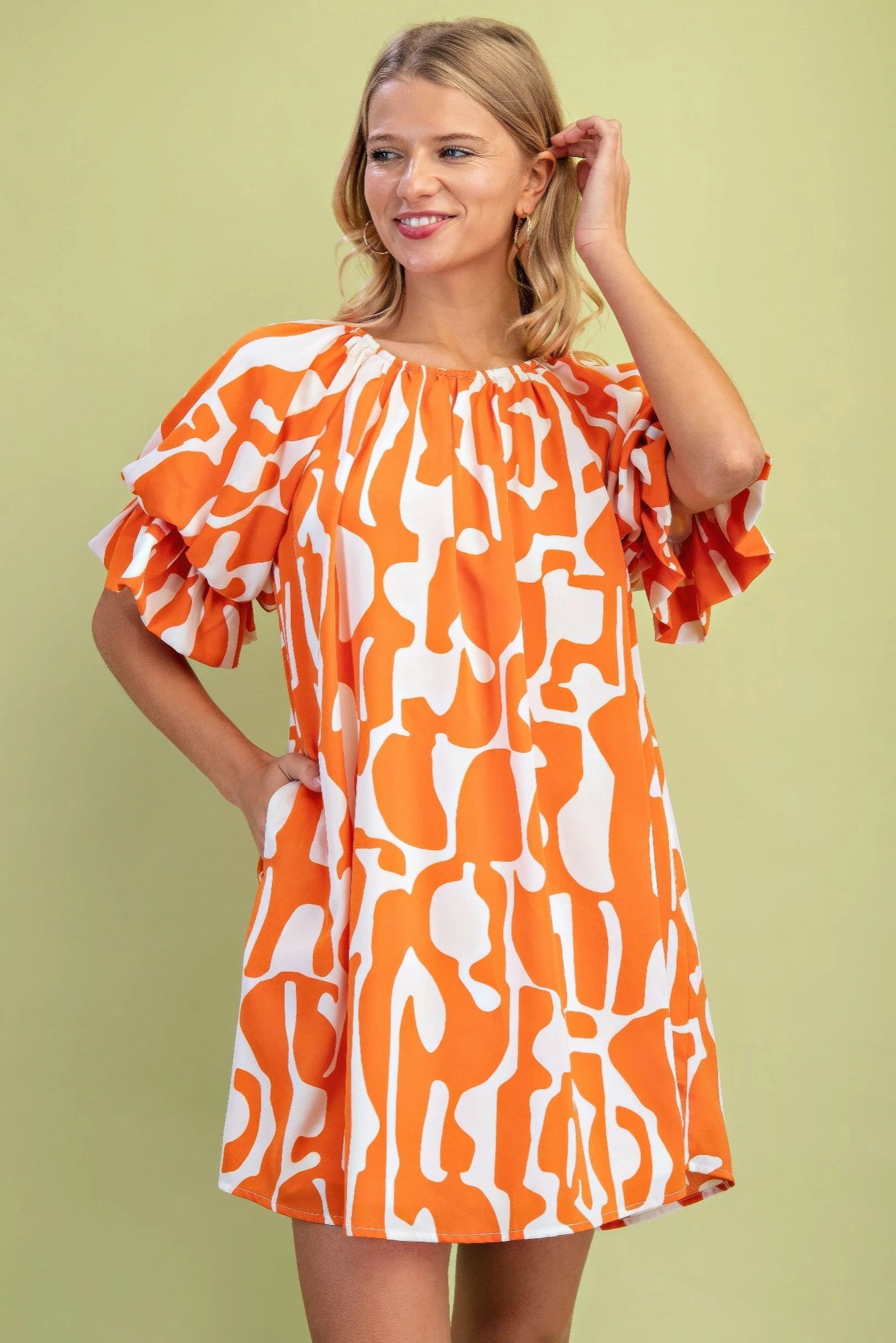 Geometric Print Loose Fit Mini Dress With Gathered Balloon Sleeves — Orange