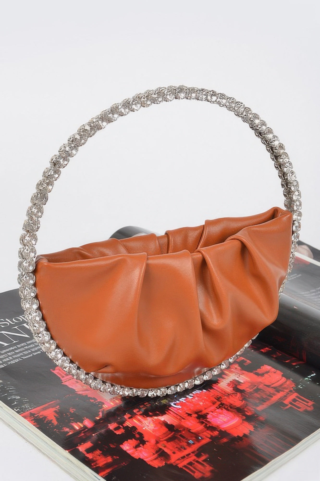 Round Stone Handle Clutch