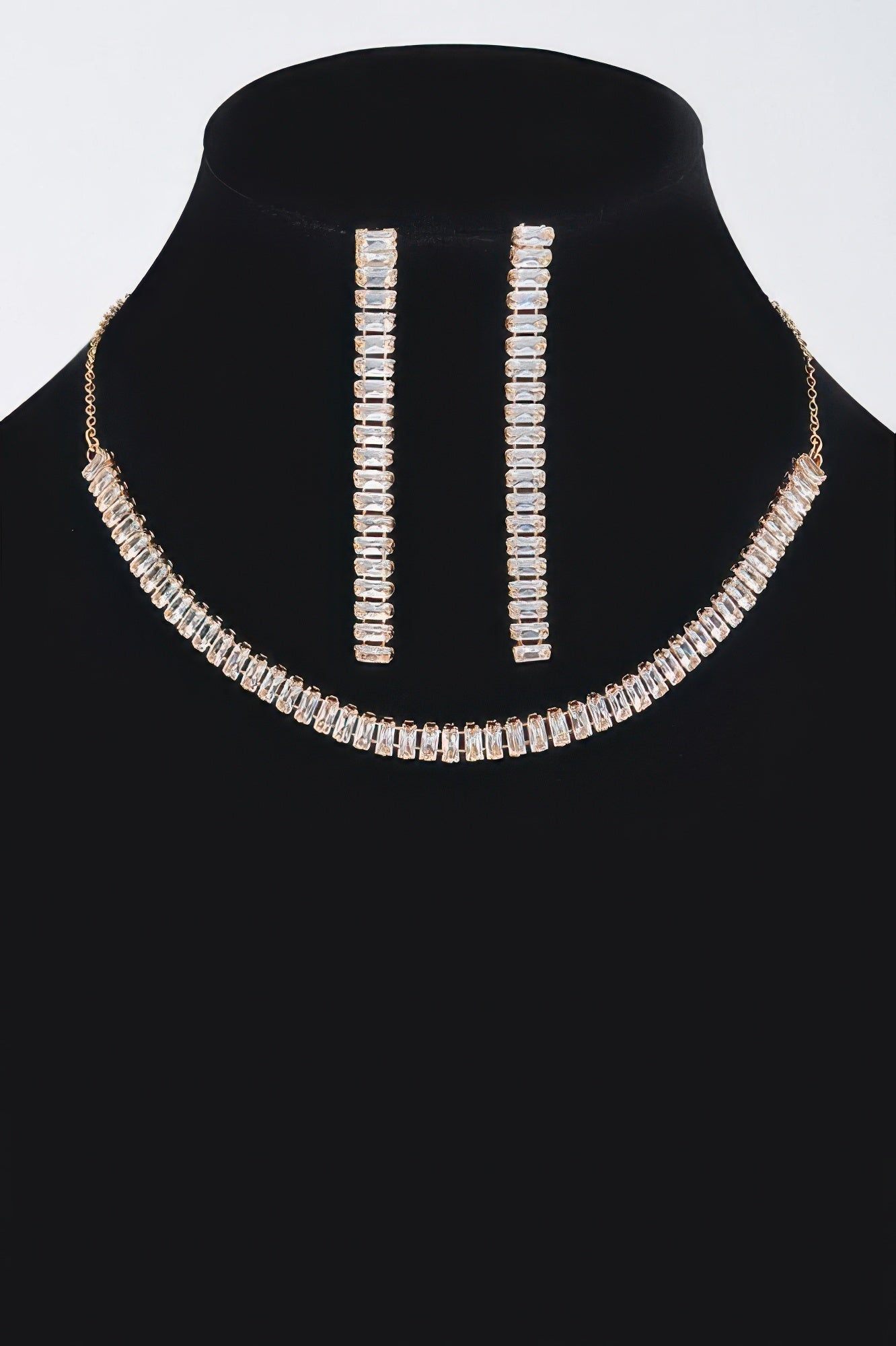 Rhinestone Choker W/earring — Style 2